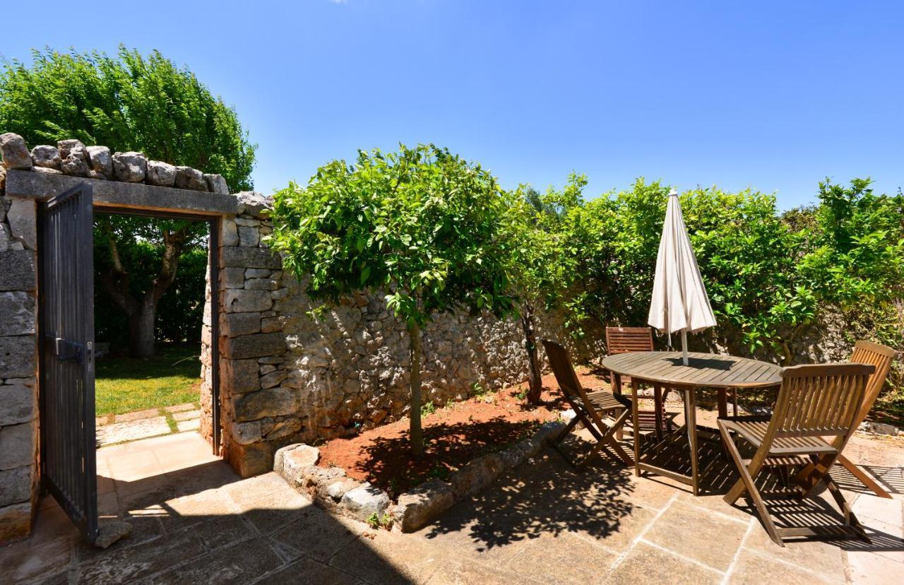 אוסטוני Terra Sessana Ville E Trullo Con Piscina Privata מראה חיצוני תמונה