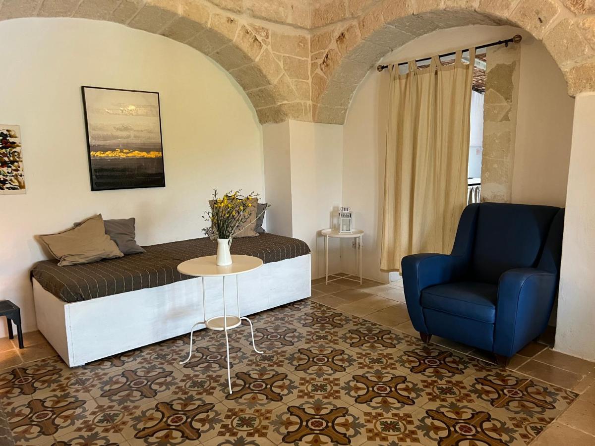 אוסטוני Terra Sessana Ville E Trullo Con Piscina Privata מראה חיצוני תמונה