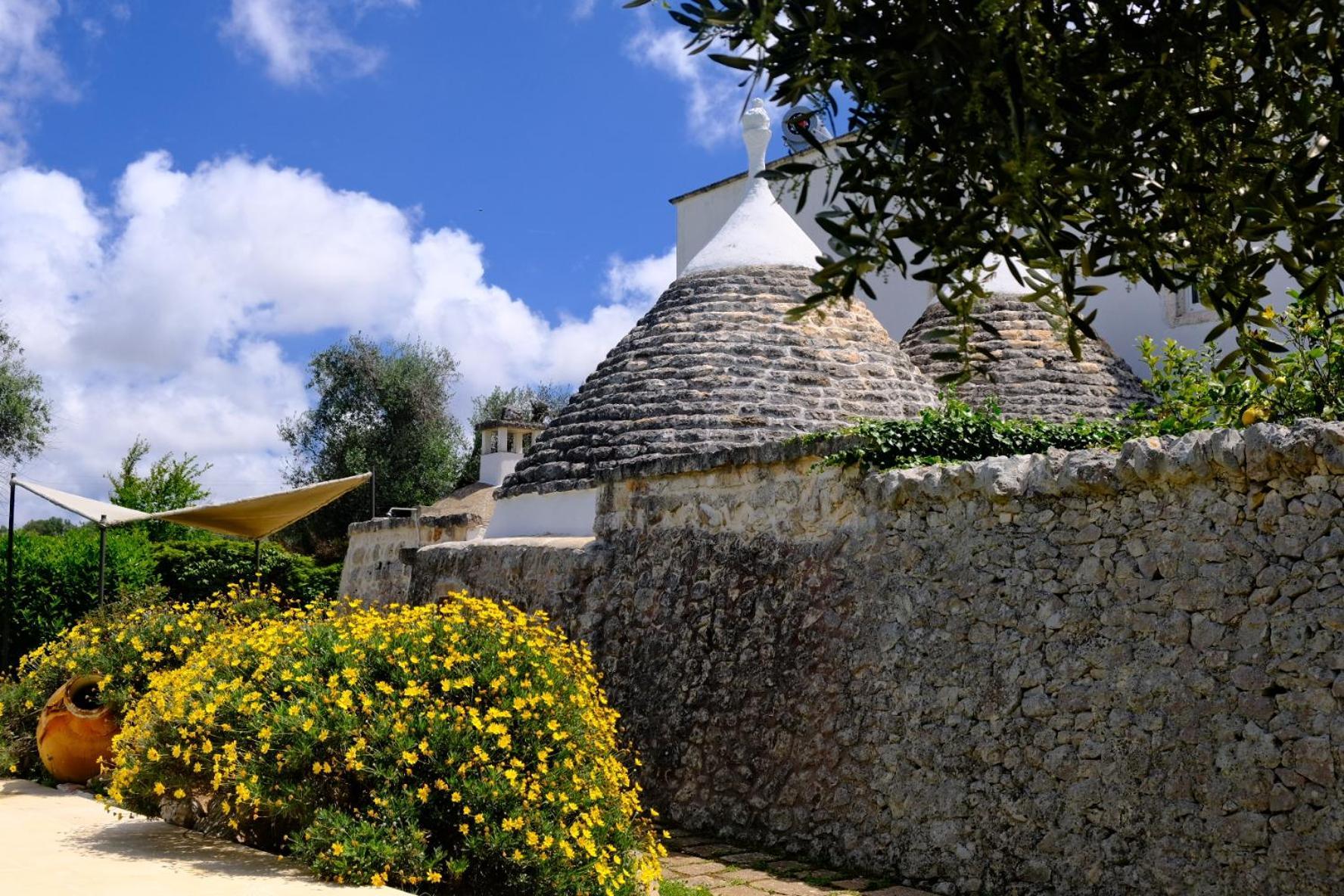 אוסטוני Terra Sessana Ville E Trullo Con Piscina Privata מראה חיצוני תמונה