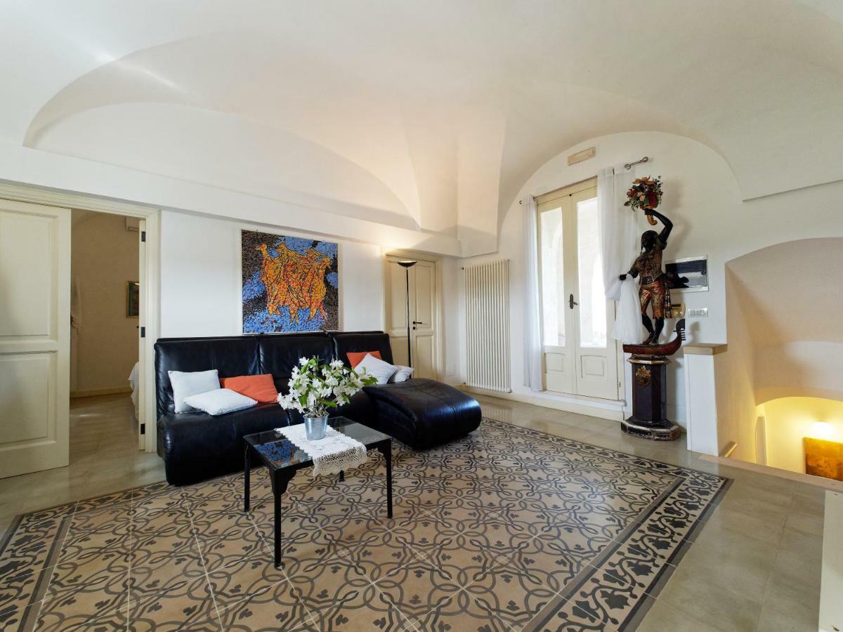 אוסטוני Terra Sessana Ville E Trullo Con Piscina Privata מראה חיצוני תמונה