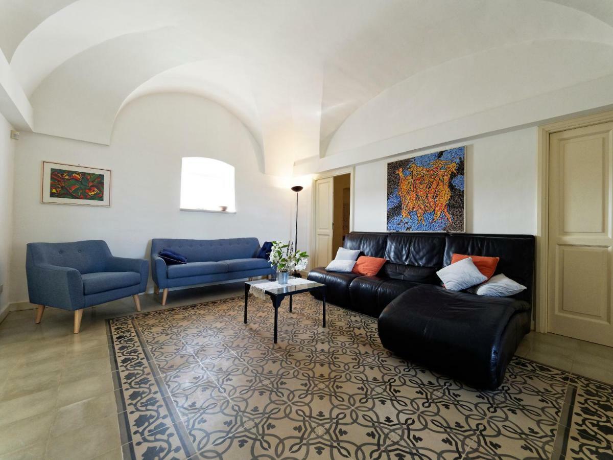 אוסטוני Terra Sessana Ville E Trullo Con Piscina Privata מראה חיצוני תמונה